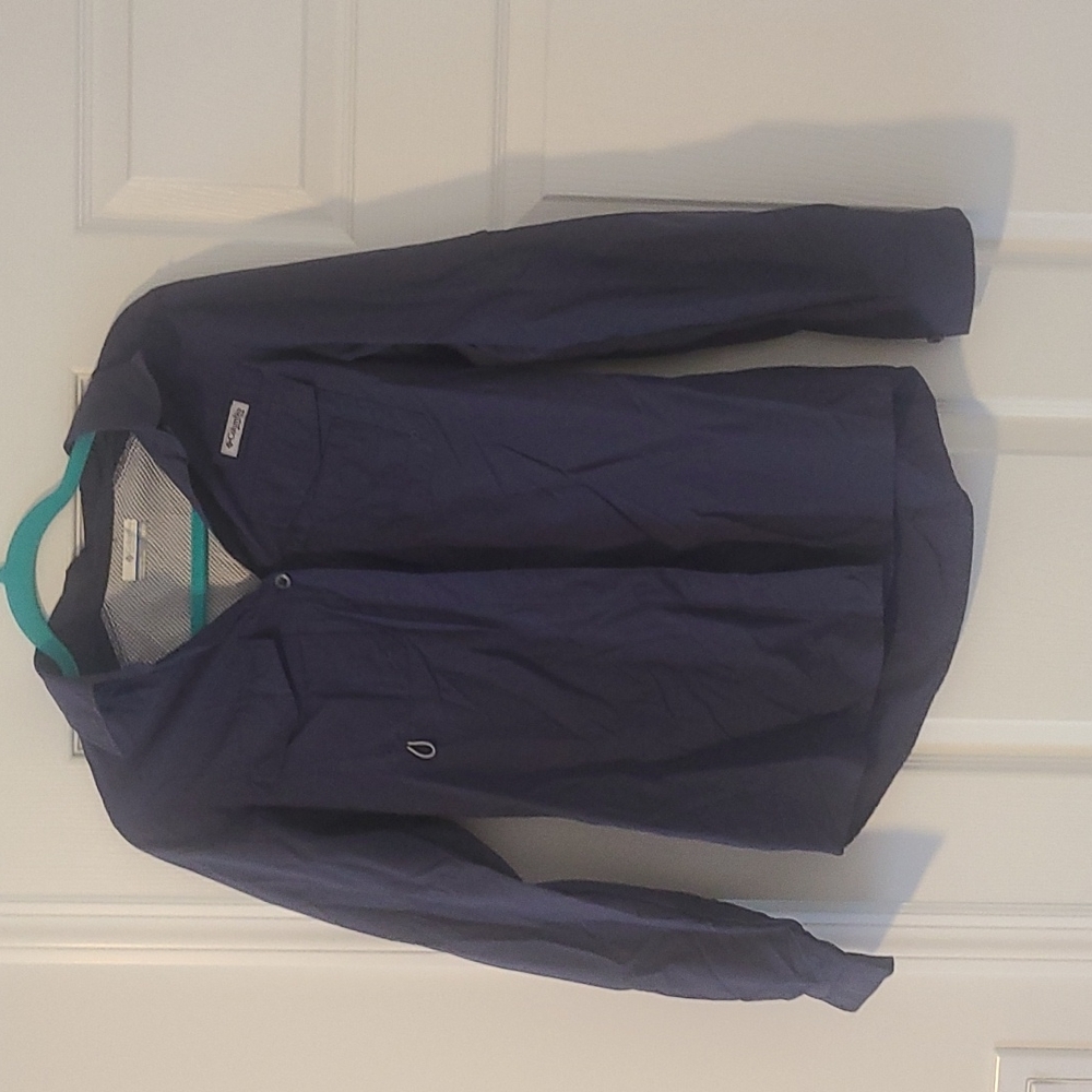 Columbia shirt
